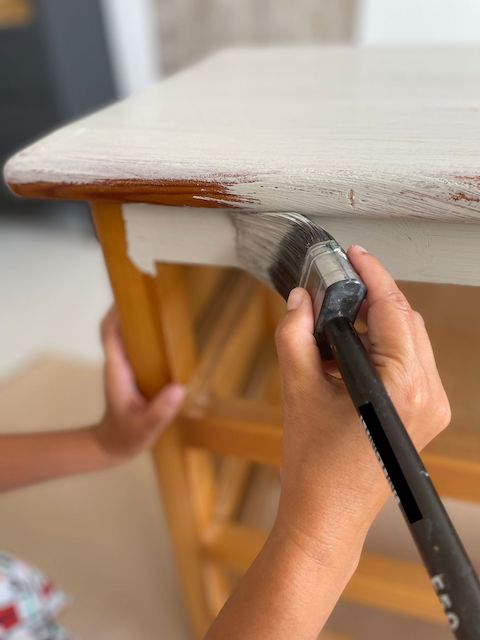 pintando un mueble a la tiza pintara muebles a la tiza