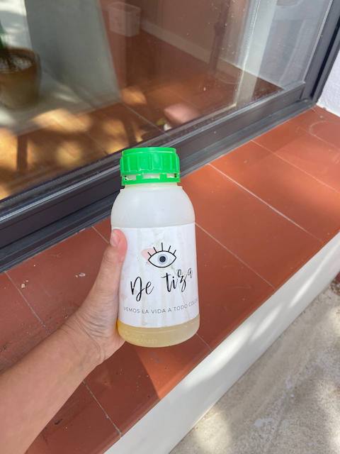 Cómo pintar ventanas de aluminio y crear hogar 3 Limpiamos con Superclean