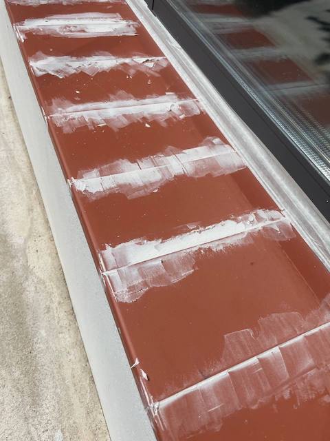 Cómo pintar el alféizar de una ventana paso a paso 10 Dejamos secar la masillas unas 4 horas