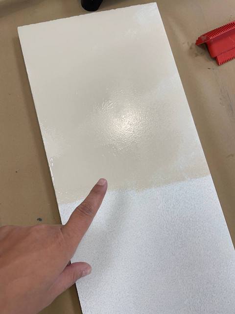 Imitación efecto madera en mármol 12 Color Lino gama Essential