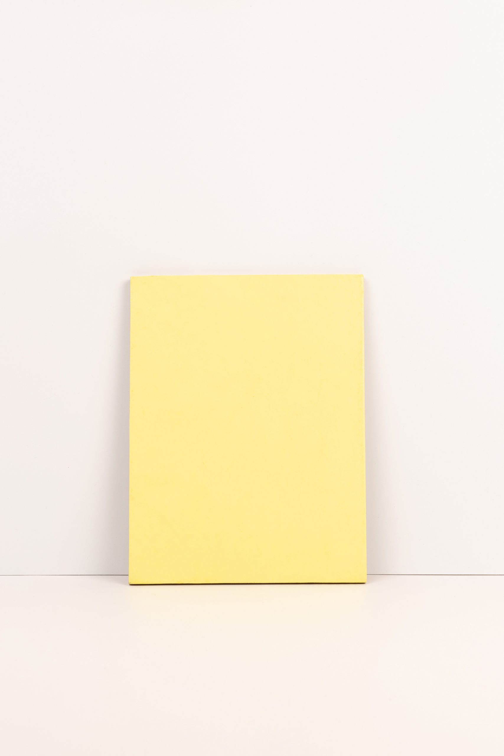 ¿Cómo combinar papel pintado y pintura? 11 Bizcocho de limon 1 scaled