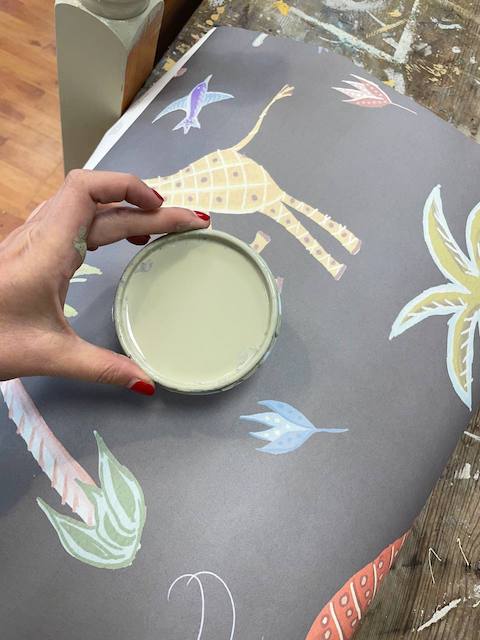 Cómo pintar un cabecero de madera 19 Bola Verde y Fauna Fuerteventura