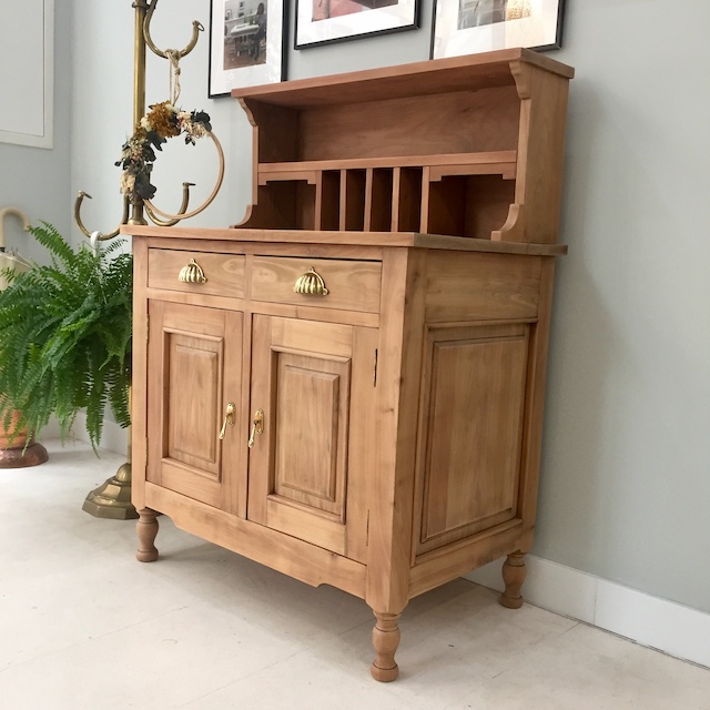 Taller Busta & Co. 15 Busta decapado