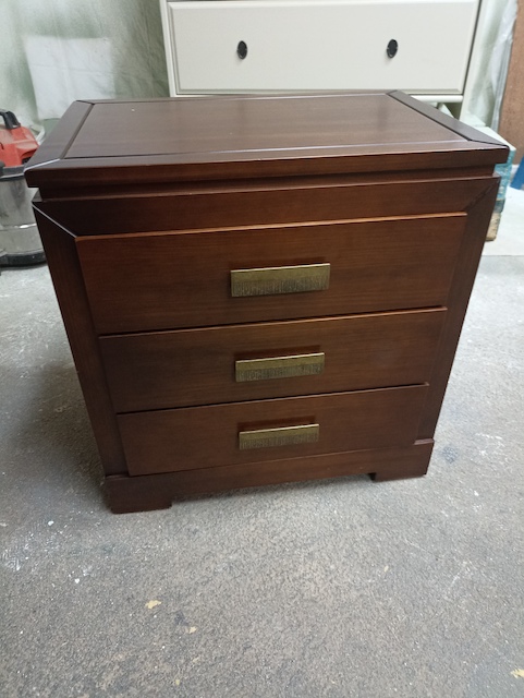 Taller Cantera Vintage 12 Mueble con cajones madera oscura