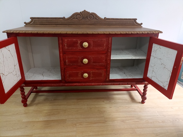 Taller Cantera Vintage 21 Pintado en Rojo Librería