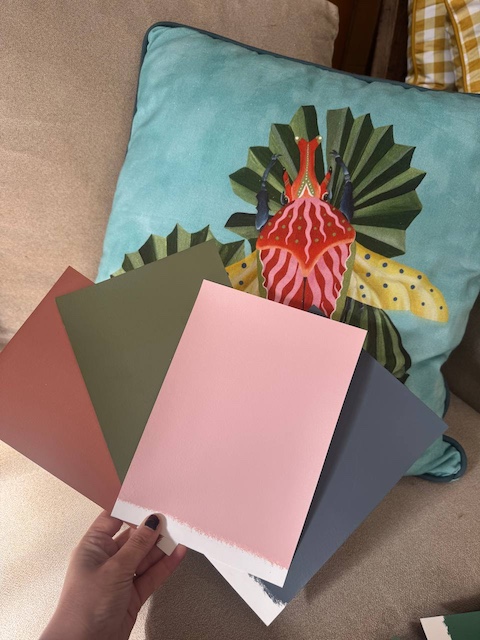 Cojín Beetle azul y muestras