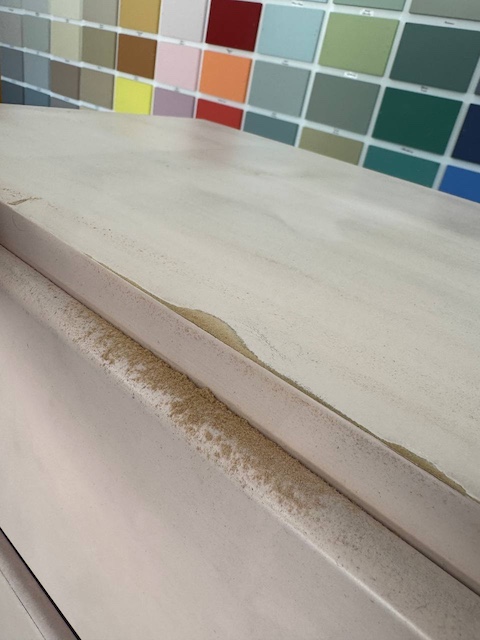 Tapa del mueble lijada