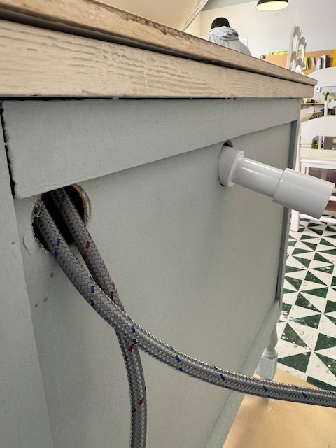 ¿Te atreves a transformar una cómoda en un mueble de lavabo? 34 Lavabo conectado