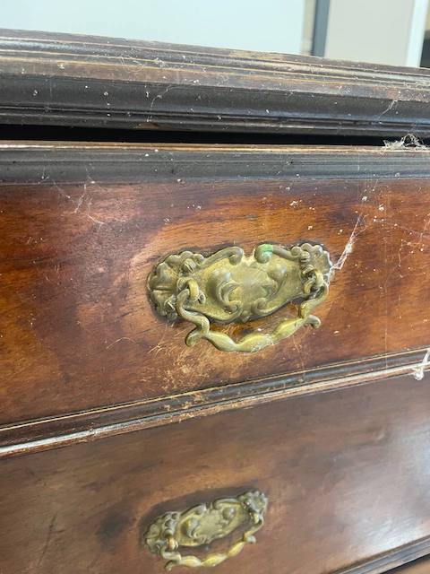 Pintar una cómoda con chalk paint con acabado profesional 4 Cajón de la cómoda para pintar con Chalk Paint