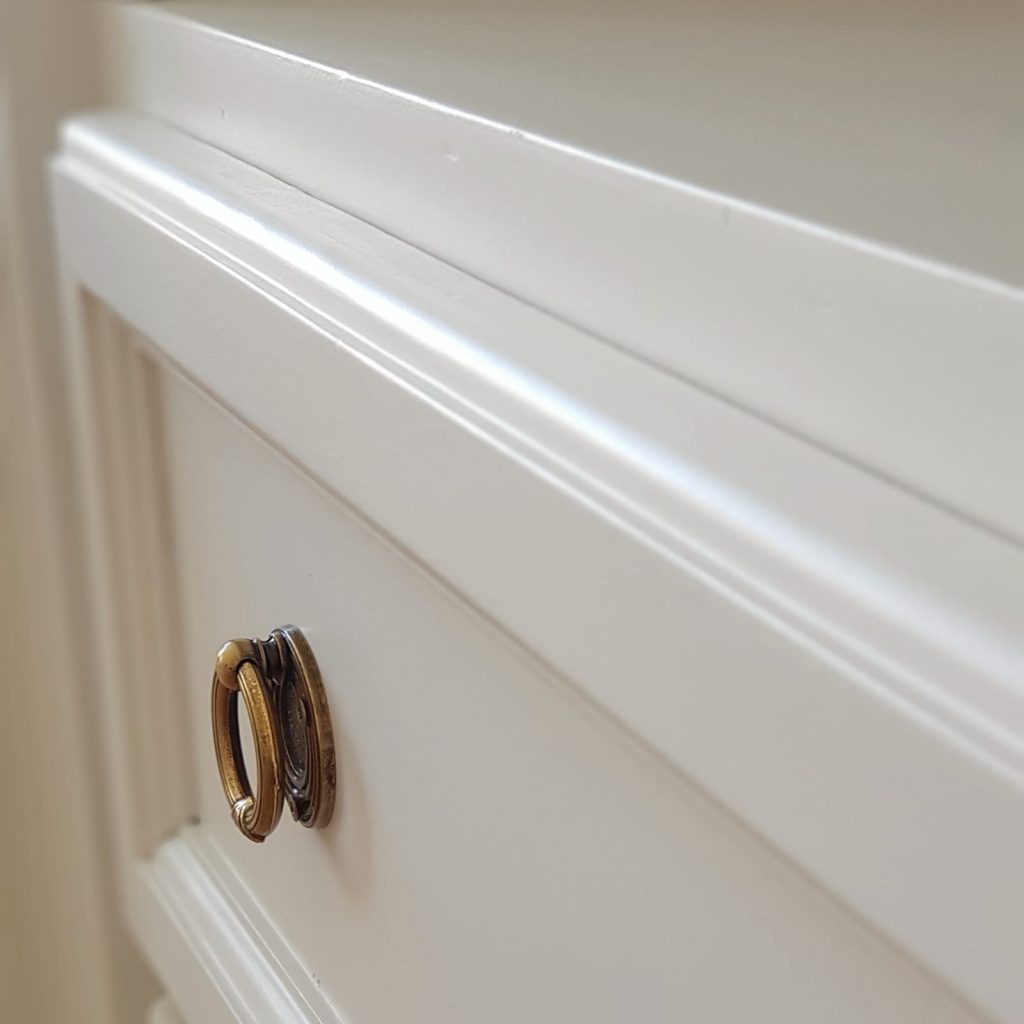 ¿COMO PINTO MIS MUEBLES? 4 ESSENTIAL1