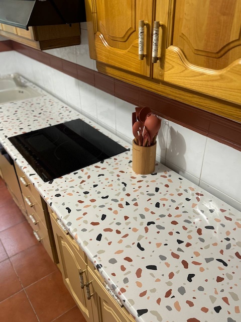 Aprende a pintar la encimera de la cocina con plantilla 2 Aprende a pintar la encimera de la cocina con plantilla