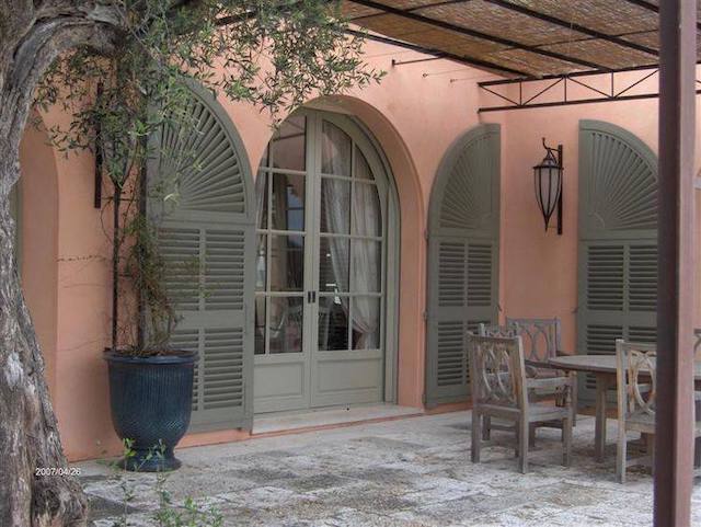 Ideas para pintar la fachada 24 Como pintar el patio