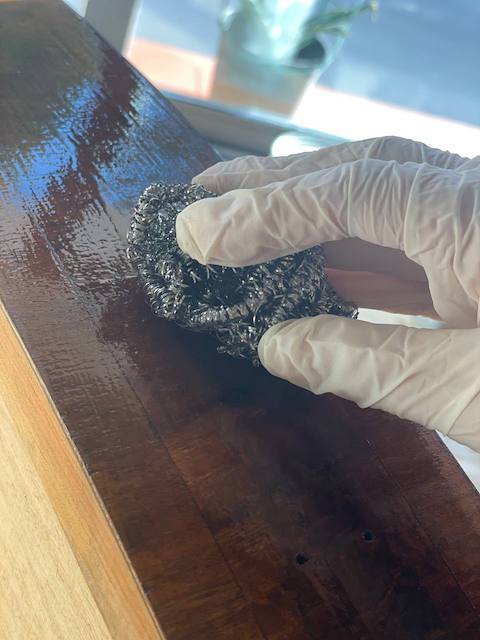 Cómo restaurar un mueble antiguo. 9 Frontal 6