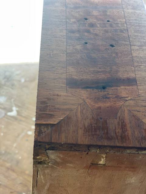 Cómo restaurar un mueble antiguo. 10 Frontal 7