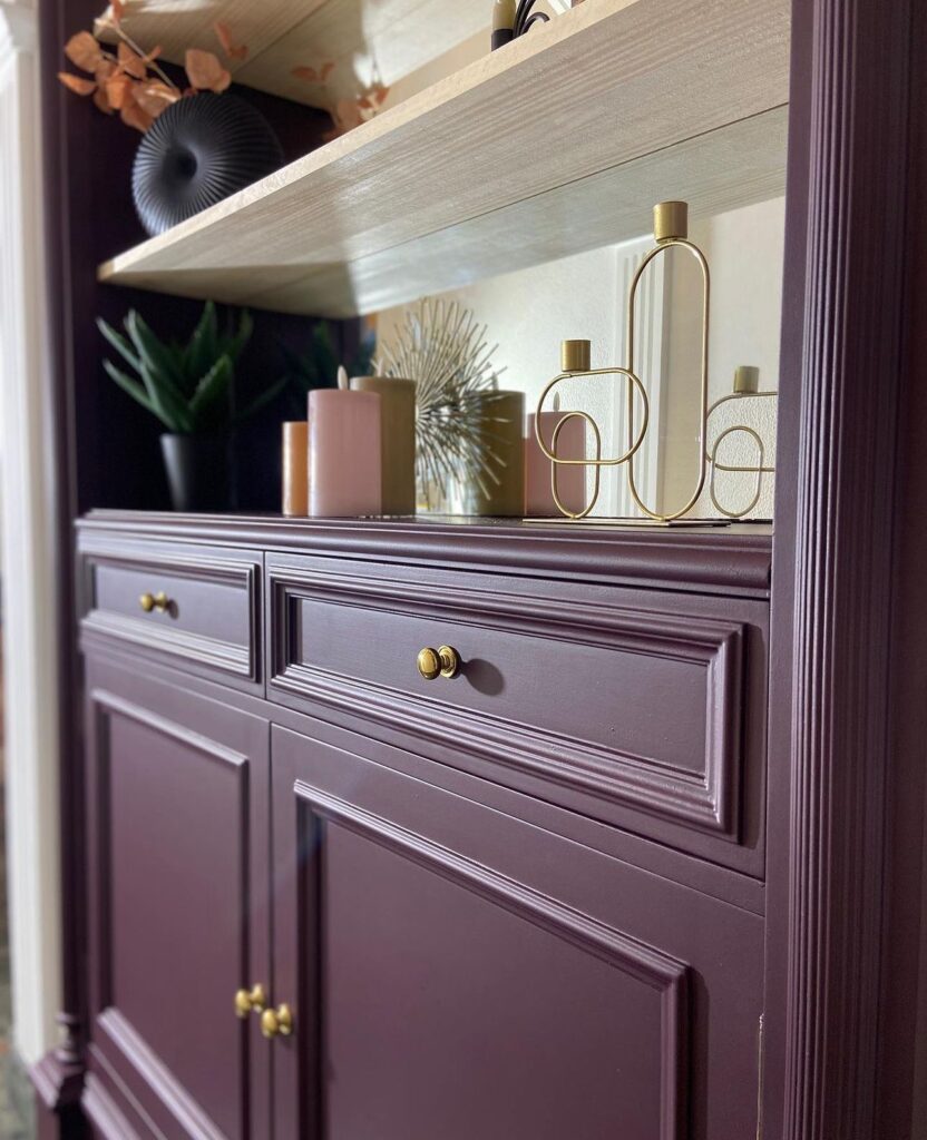 Color De Tiza 2024 9 Alacena en color Merlot