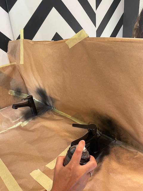 Pintar con spray: Tips para un acabado profesional 7 Segunda mano de pintura al grifo