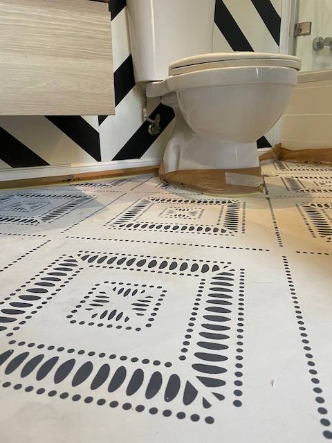 Pintar suelo con plantilla 22