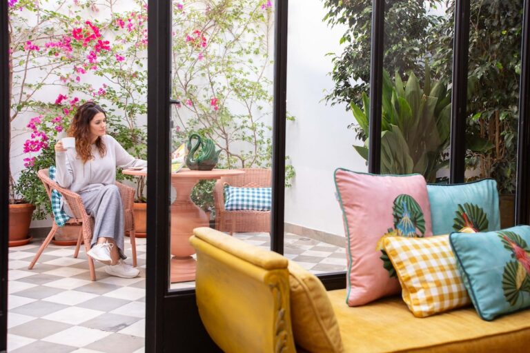 Cómo combinar cojines con los colores de la decoración