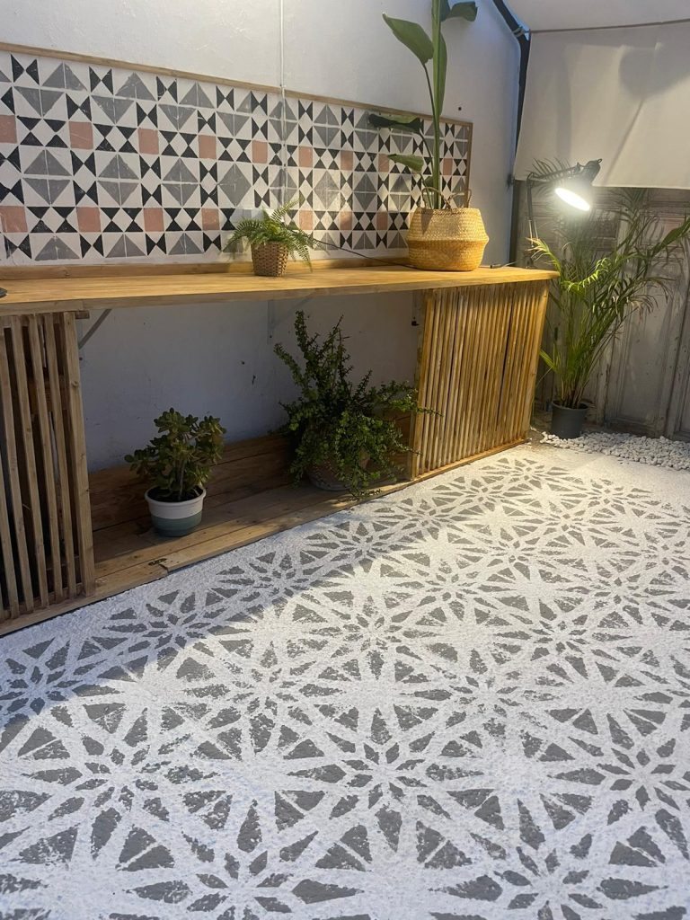Cómo pintar el suelo de tu terraza paso a paso 2 Cómo pintar el suelo de la terraza