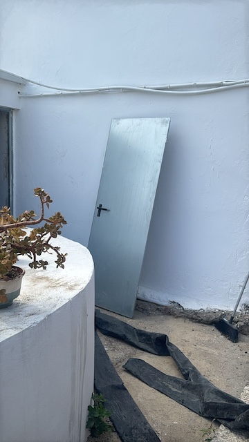 Cómo pintar una puerta de metal