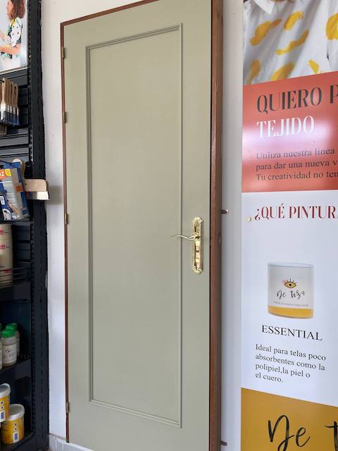 Qué tipo de rodillos usar para pintar 18 Puerta pintada Bola Verde 1