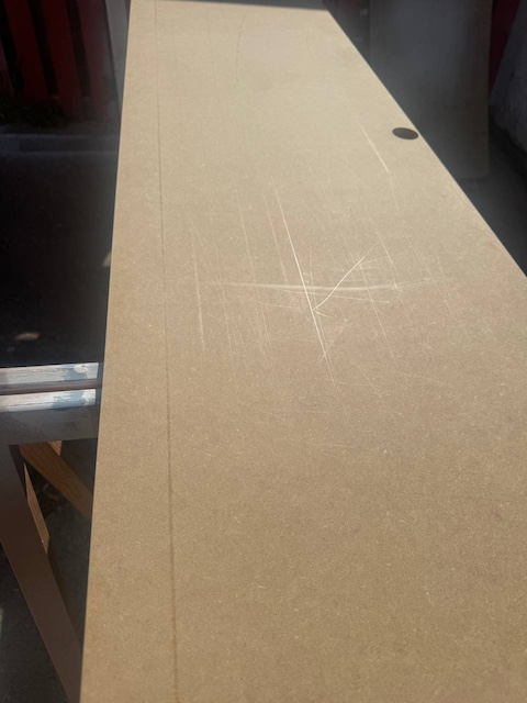 Puertas de madera aglomerada sin tratar antes de pintar