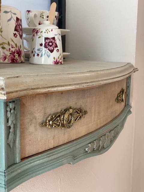 Cómo restaurar un mueble antiguo. 28 REsultado 1