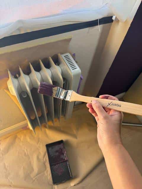 Aplicamos con brocha especial