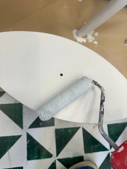 Pintamos el frontal del cajón