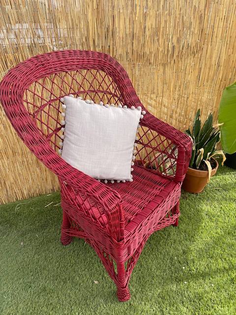 Aprende a Pintar Muebles de Mimbre con Chalk Paint 15 Sillon de mimbre pintado resultado