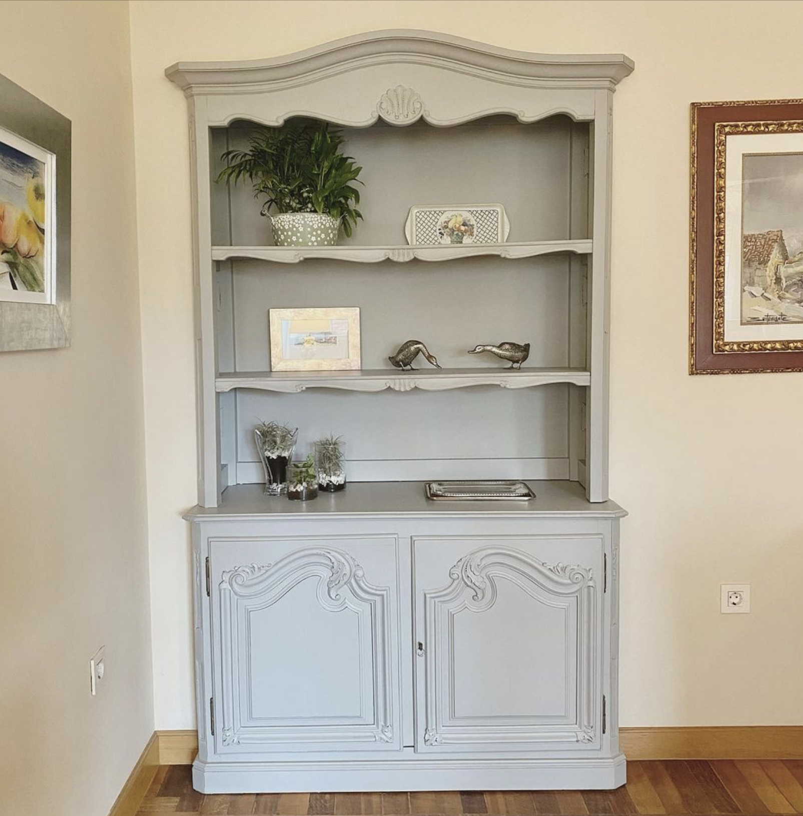 Pintura Essential Taupe 2 Pintura Essential Taupe - Imagen 2