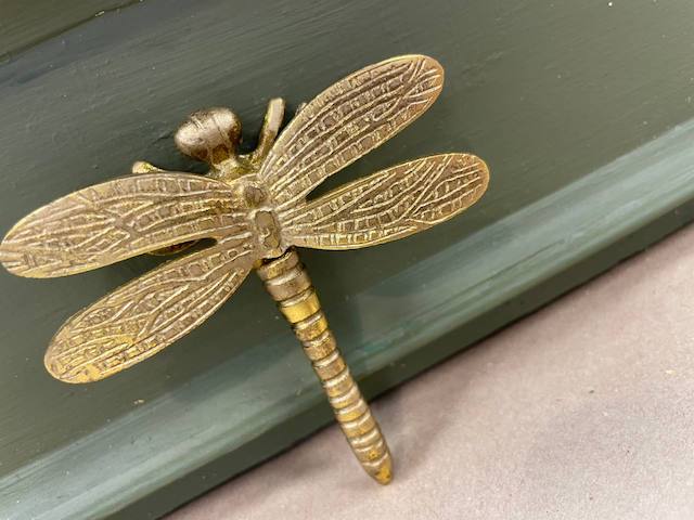 Ideas para personalizar tus muebles con tiradores 44 Idea para personalizar muebles con tiradores