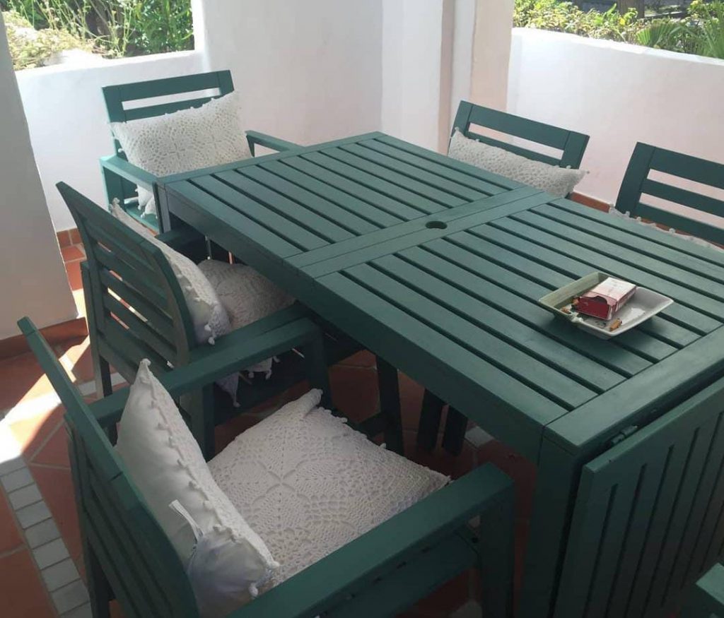 Muebles Teka en verde