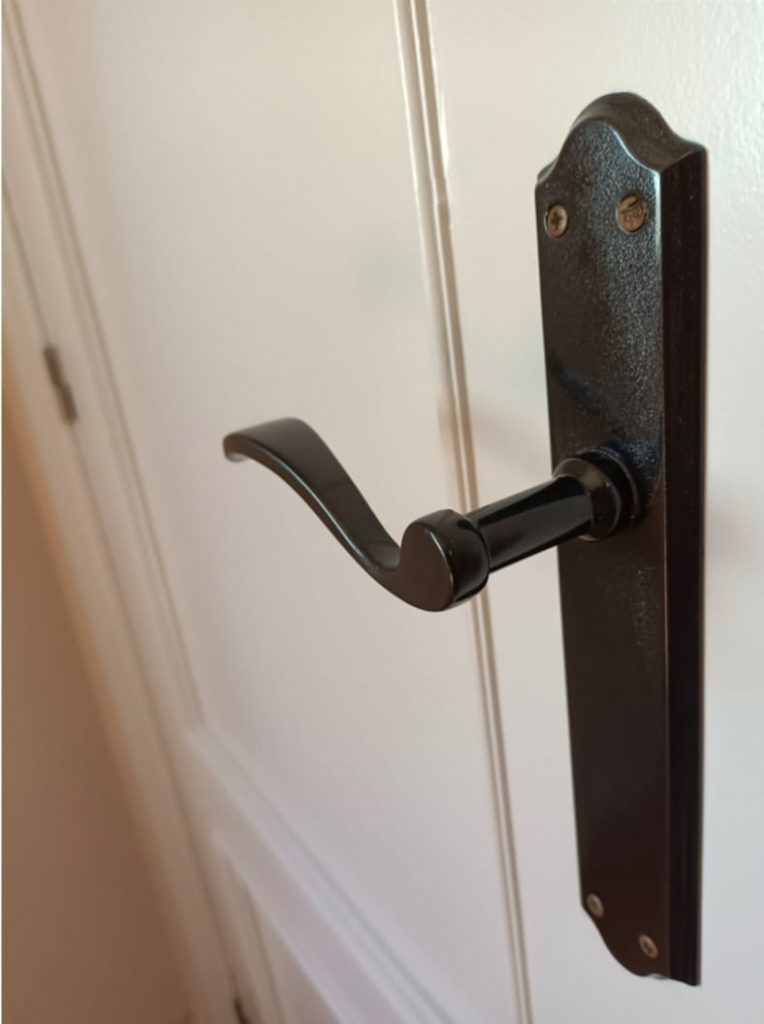 Cómo pintar puertas de paso 25 WhatsApp Image 2022 04 27 at 11.55.03 AM