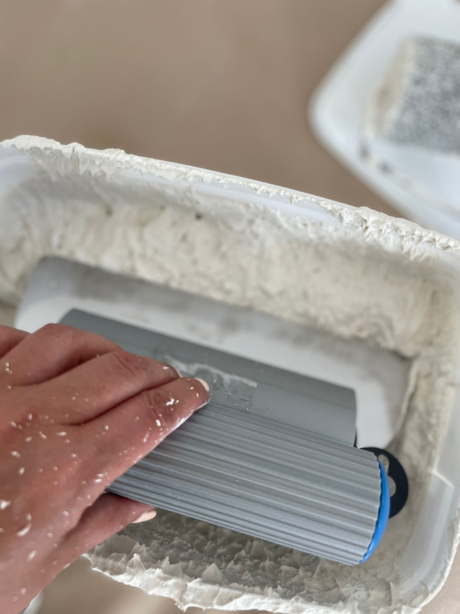 Como quitar el gotelé de la pared con masilla 8 WhatsApp Image 2022 05 12 at 12.59.13 PM 1