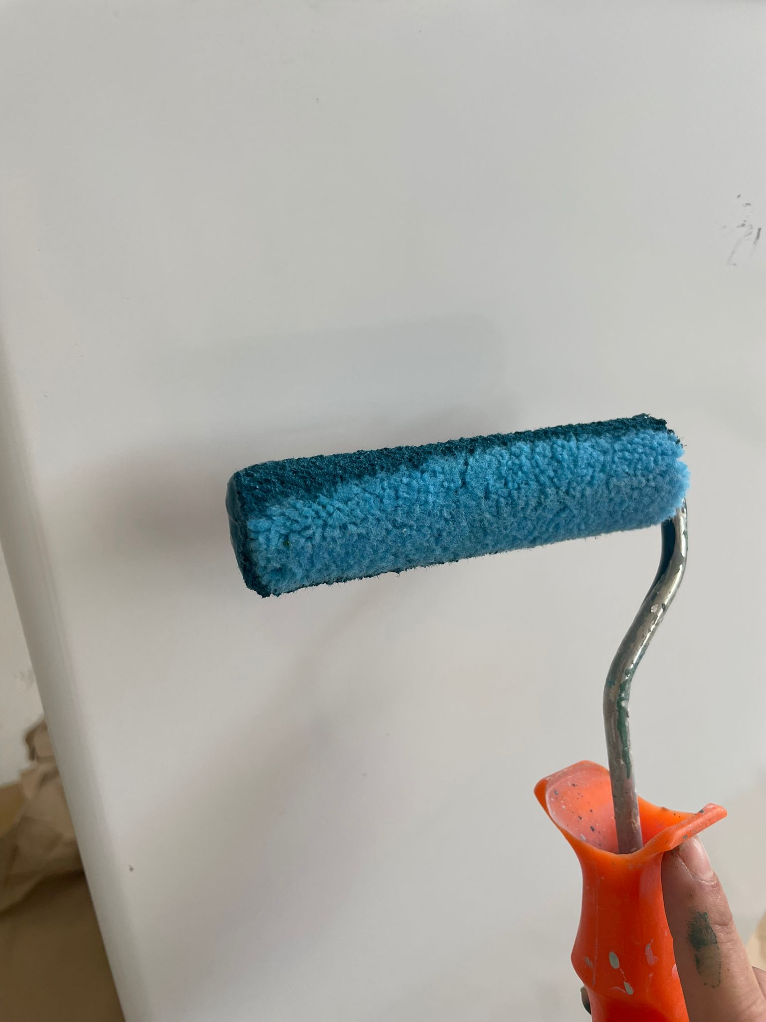 Cómo pintar la nevera con Strong 10 WhatsApp Image 2022 05 26 at 12.14.04 PM 1 1