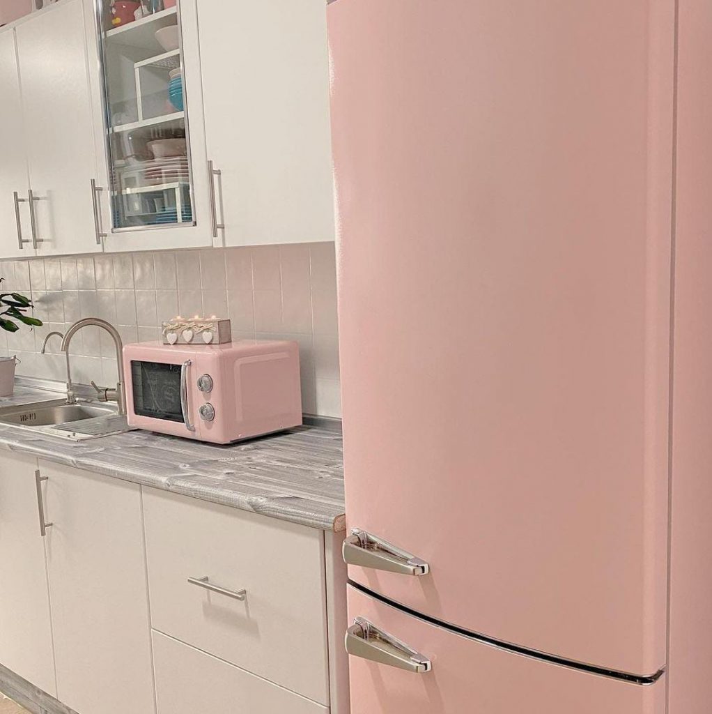 Como pintar un microondas 23 Pintar nevera en rosa