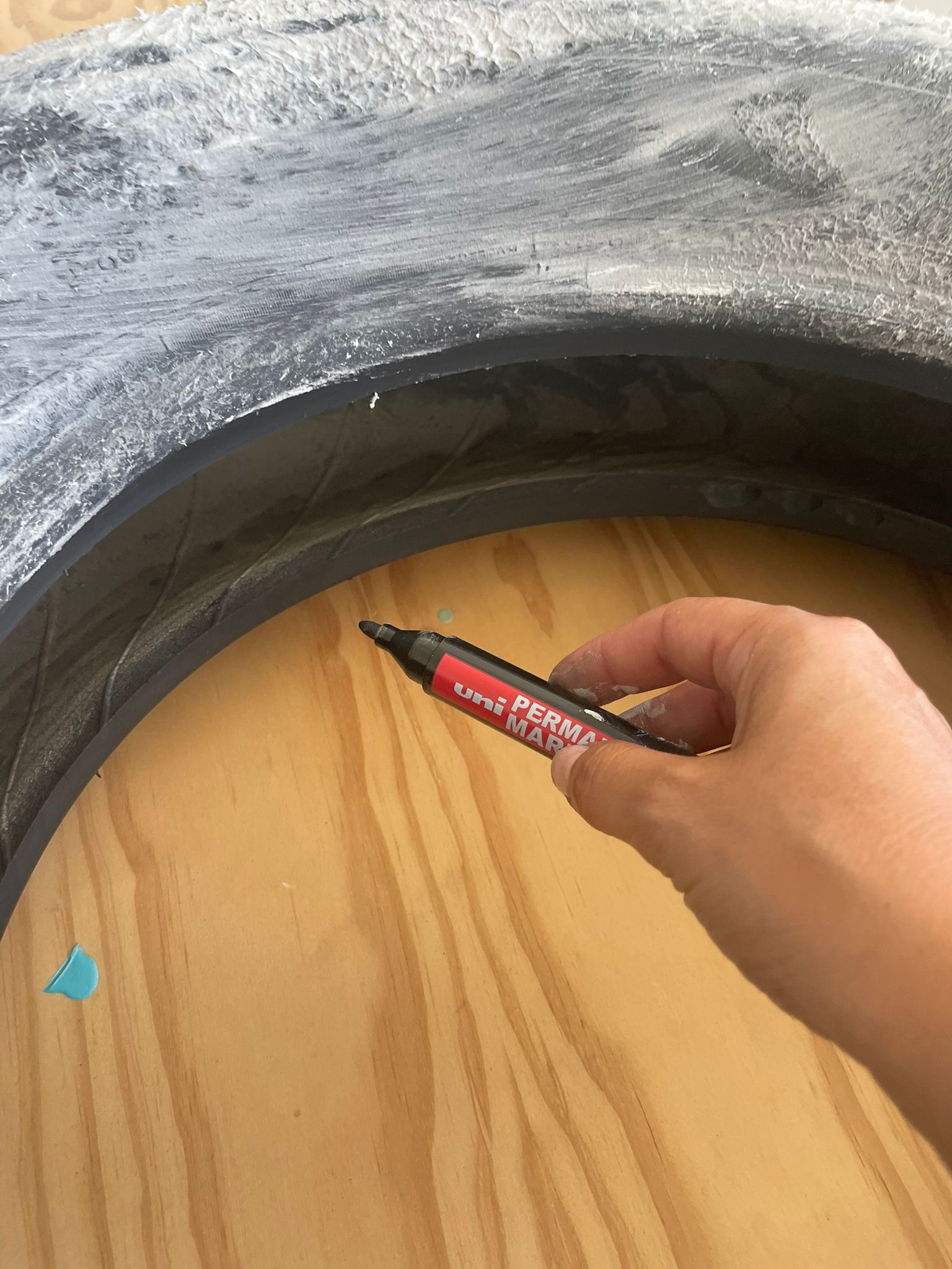 Reciclar neumáticos para decorar el jardín 11 WhatsApp Image 2022 06 06 at 11.57.11 AM