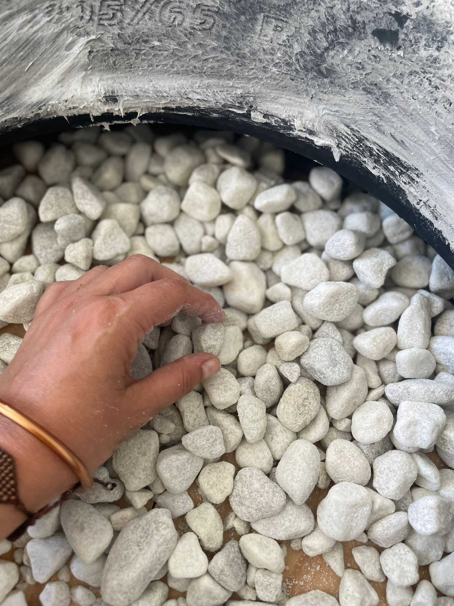 Reciclar neumáticos para decorar el jardín 15 WhatsApp Image 2022 06 06 at 11.57.13 AM 1