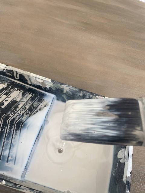 Cómo pintar una mesa de madera de comedor 20 aguada