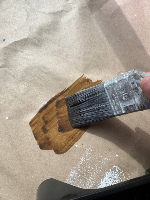 Descargando la brocha