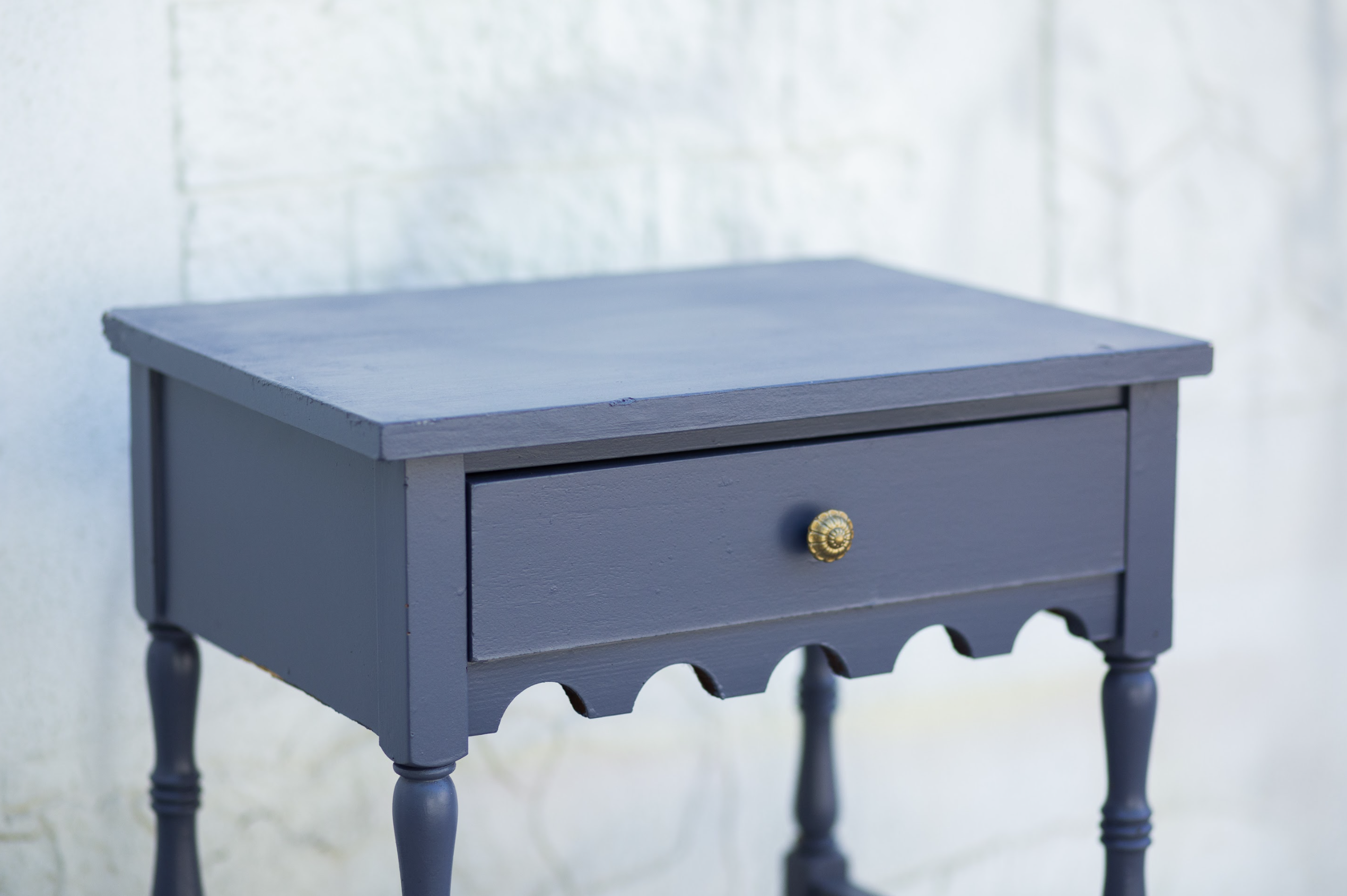 Pintura Essential Berenjena 3 Pintura Essential Berenjena - Imagen 3