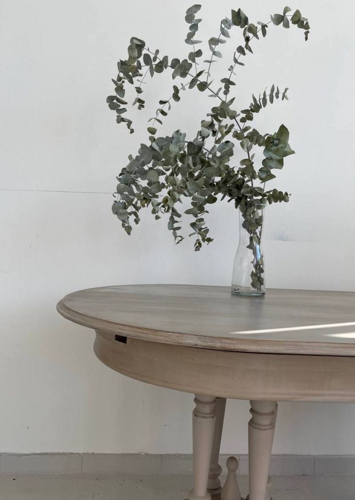 Cómo restaurar una mesa de madera 43 Restaurar mesa de comedor en color claro