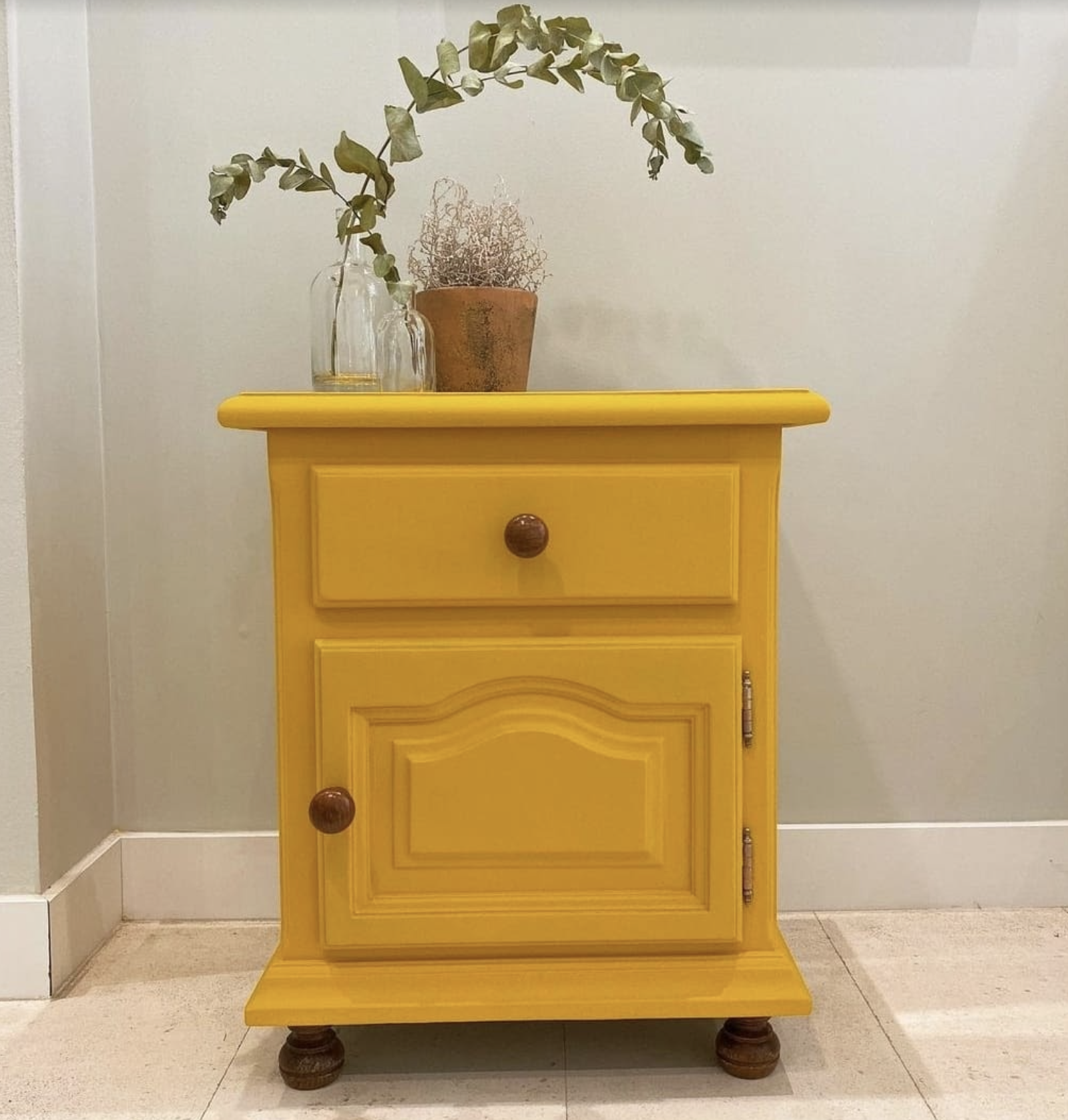 Pintura Essential Gold 2 Pintura Essential Gold - Imagen 2