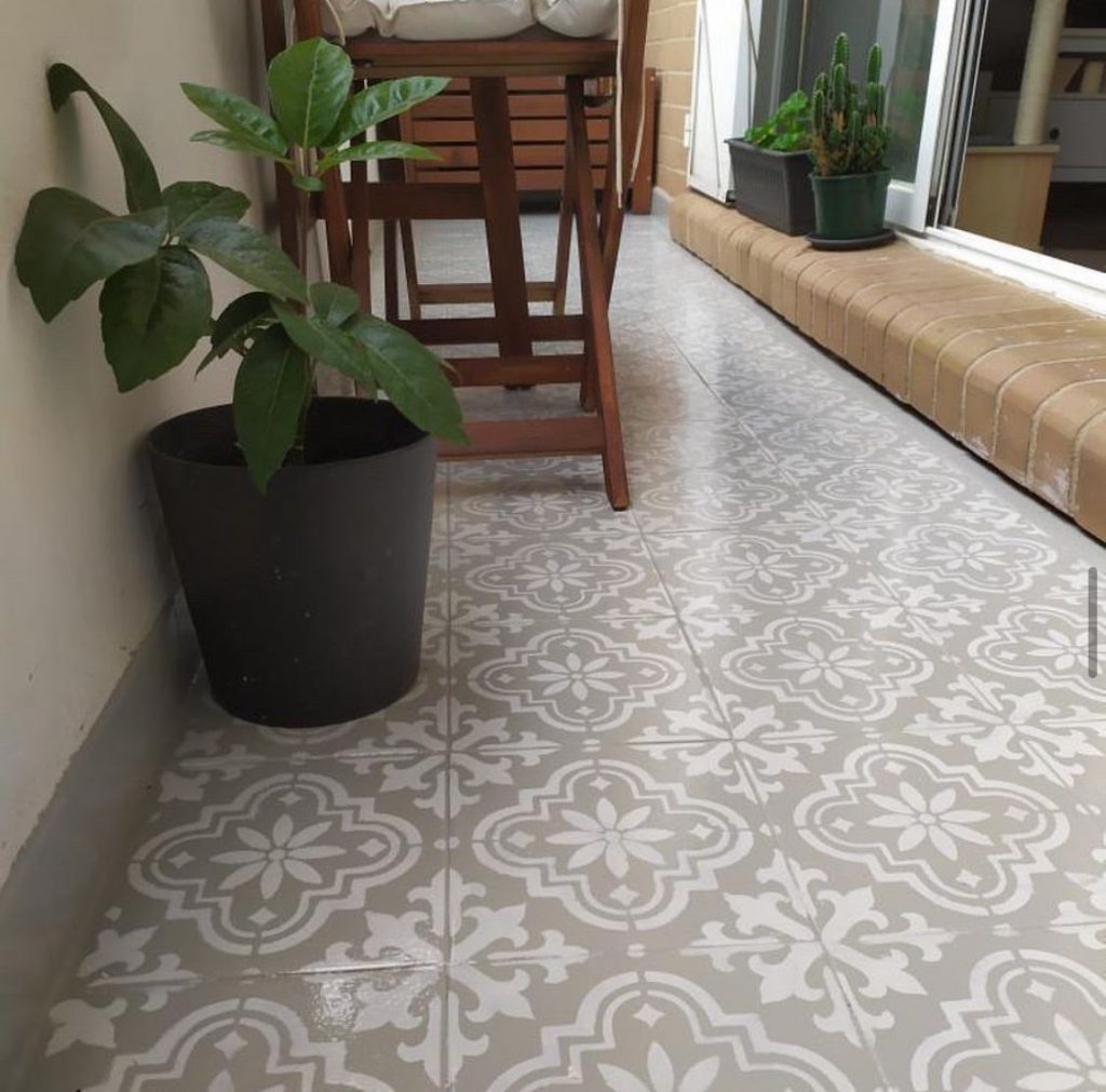 Guía completa para pintar y decorar tu casa según tu estilo de decoración 11 Gris perla y blanco invertido