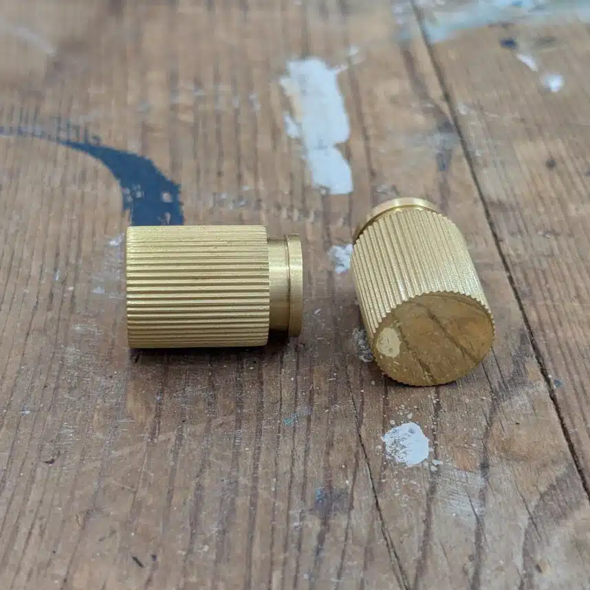 Pack de 2 Tiradores latón paralelo antiguo 1 Pack de 2 Tiradores latón paralelo antiguo