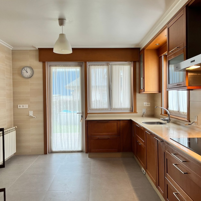 Ideas para reformar la cocina sin obras: cocina oscura antes