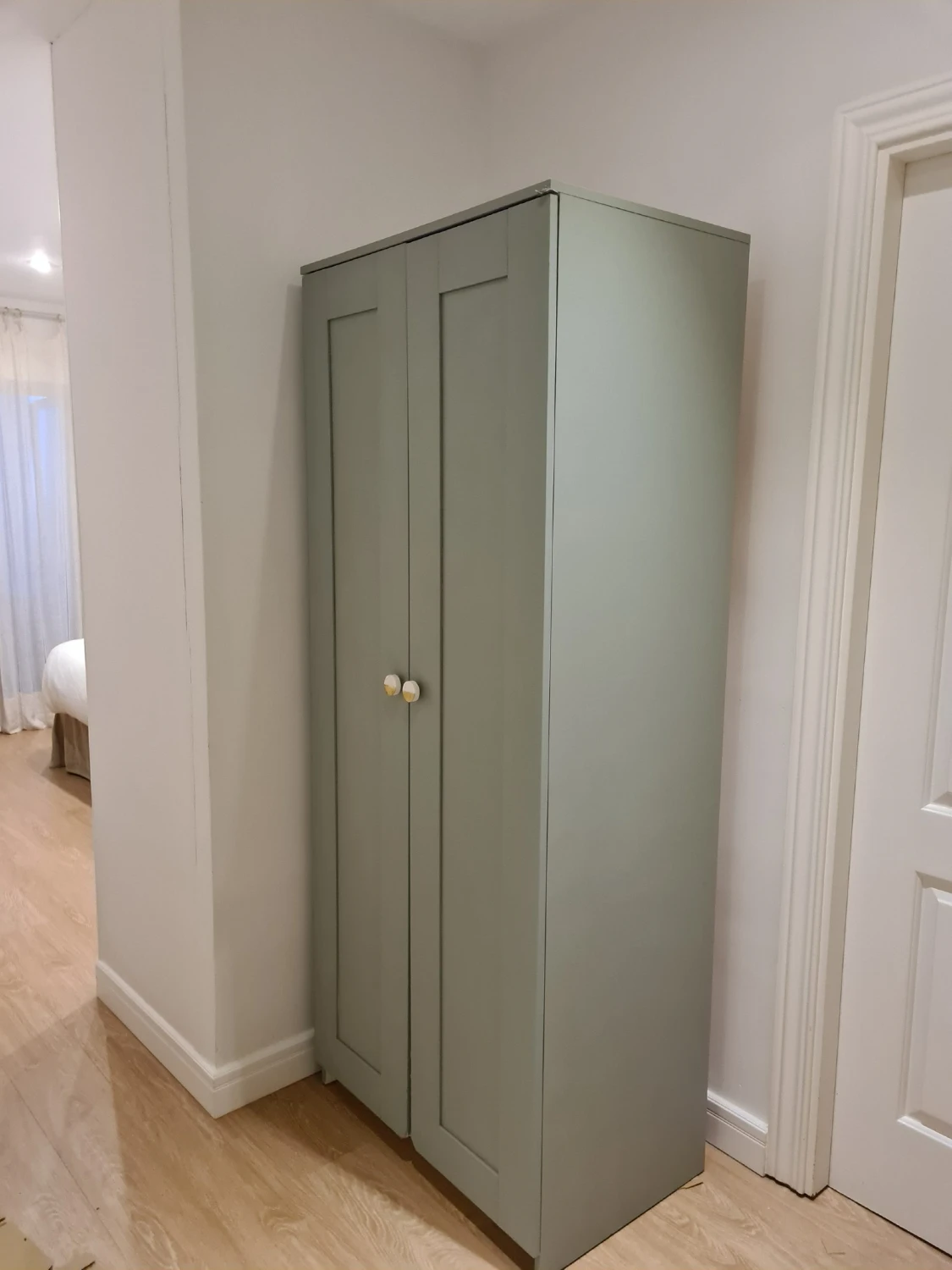 Pintura Essential Verde Piedra 3 Pintura Essential Verde Piedra - Imagen 3