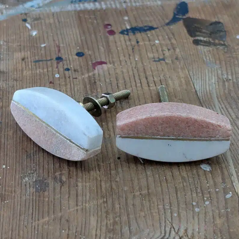 Pack de 2 Tiradores Ovalo Rosa Blanco 1 tiradores ovalados rosa y blanco