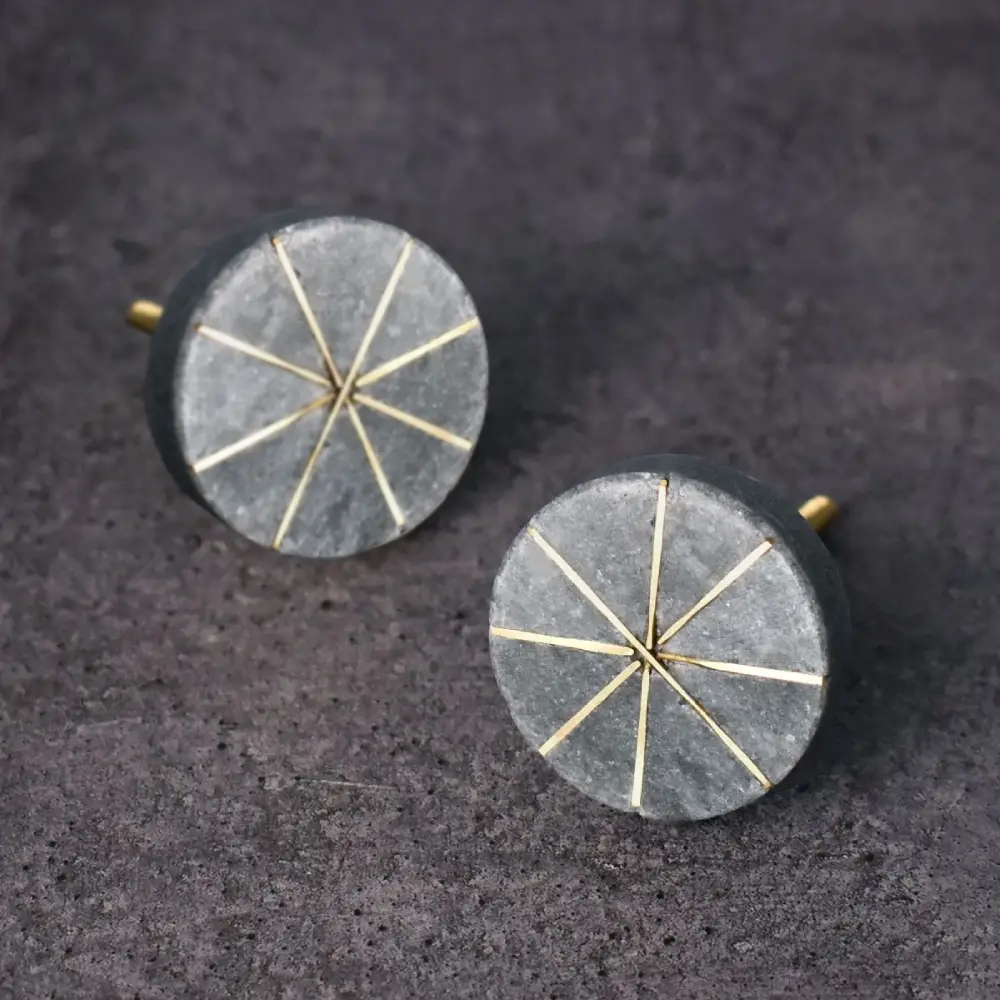 Guía completa para pintar y decorar tu casa según tu estilo de decoración 35 Tirador gris